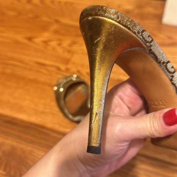 Gucci metallic sandals - Picture 7 of 9